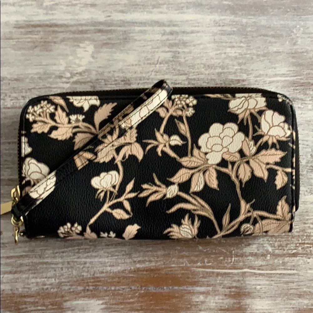 Floral black wristlet